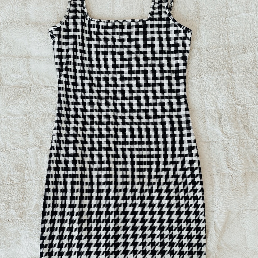 Shein dress 🤍
